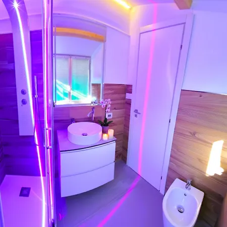 Attic Apartment, Air Conditioning, Fast Wifi Apartamento *