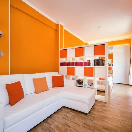 Attic Apartment, Air Conditioning, Fast Wifi * Рапалло