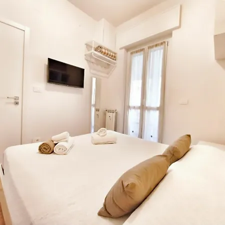 Attic Apartment, Air Conditioning, Fast Wifi