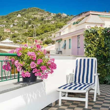 Апартаменты Attic Apartment, Air Conditioning, Fast Wifi Рапалло