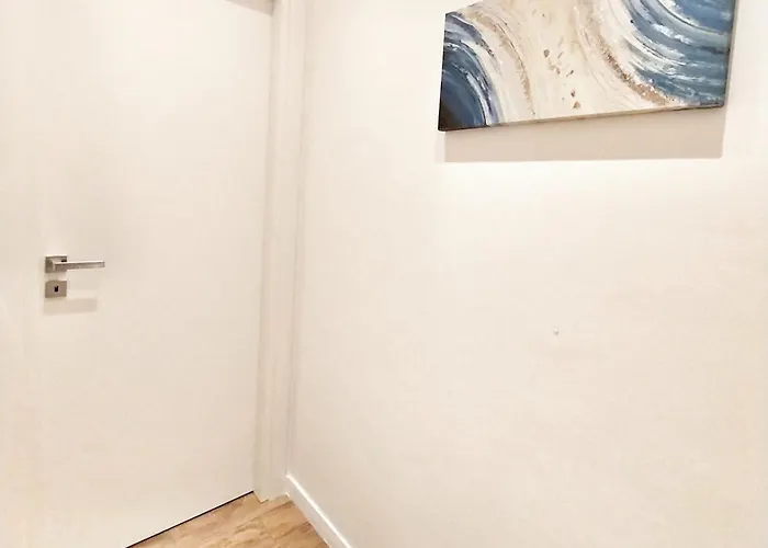 Attic Apartment, Air Conditioning, Fast Wifi Lejlighed