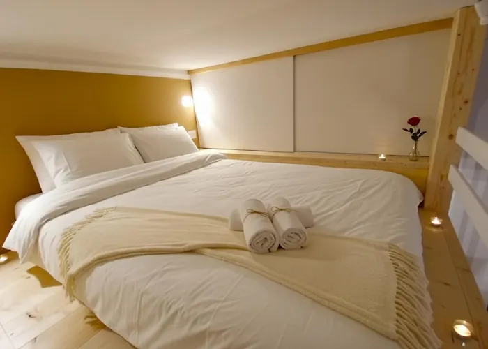 Lejlighed Attic Apartment, Air Conditioning, Fast Wifi *